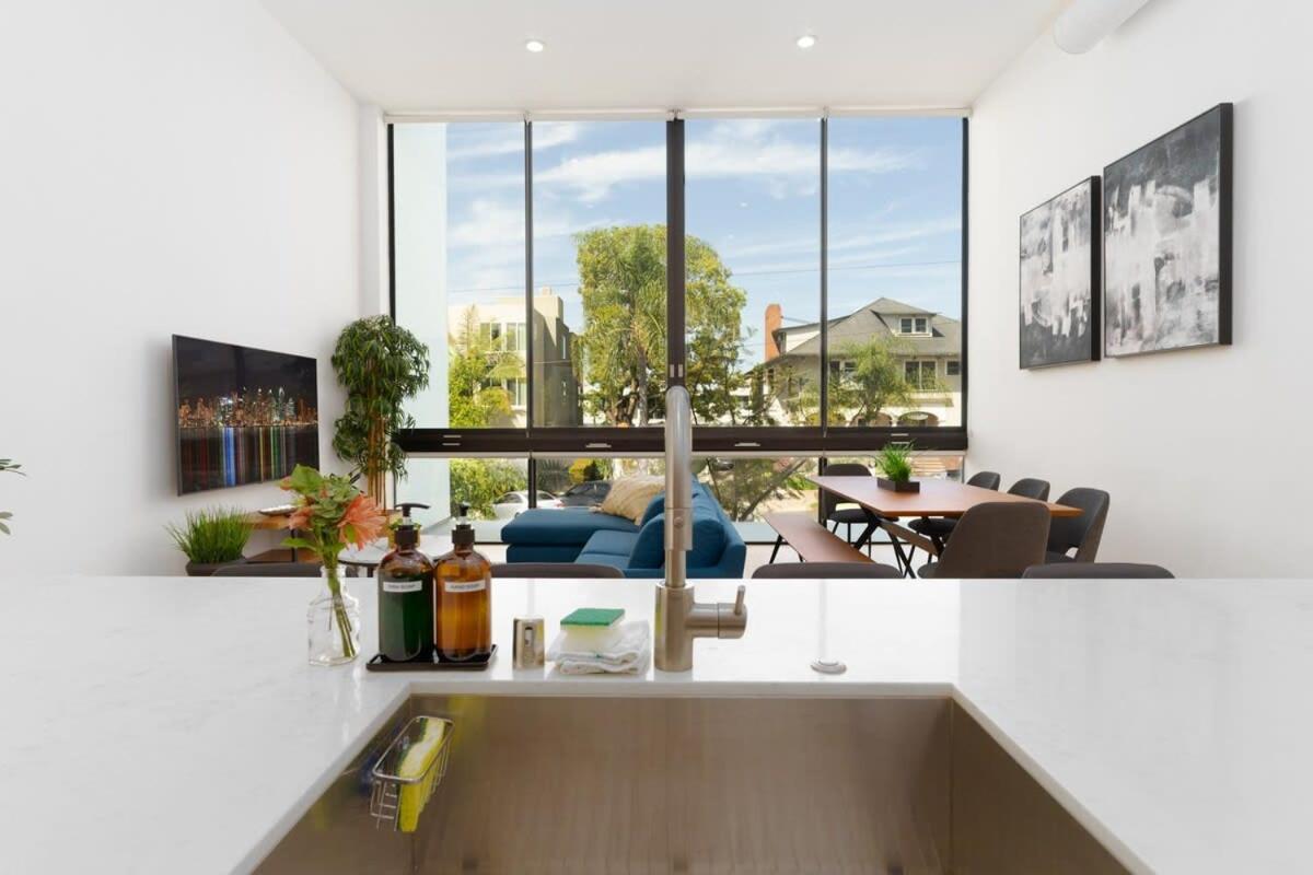 Bright And Trendy 2-Story Bankers Hill Condo 圣地亚哥 外观 照片